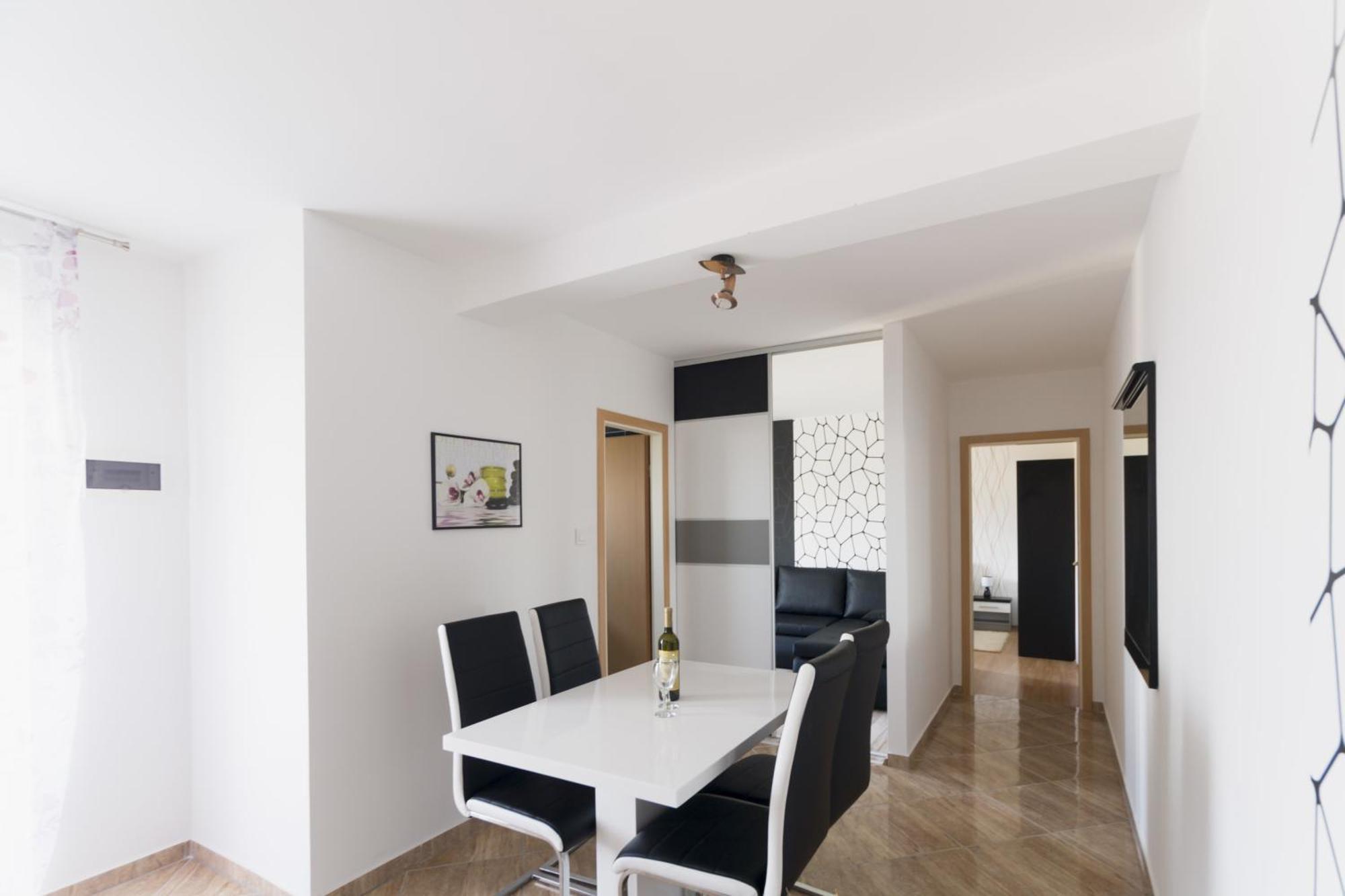 Apartments Toka ペトルチャネ 部屋 写真