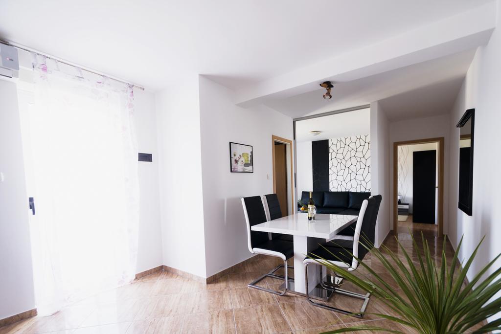 Apartments Toka ペトルチャネ 部屋 写真